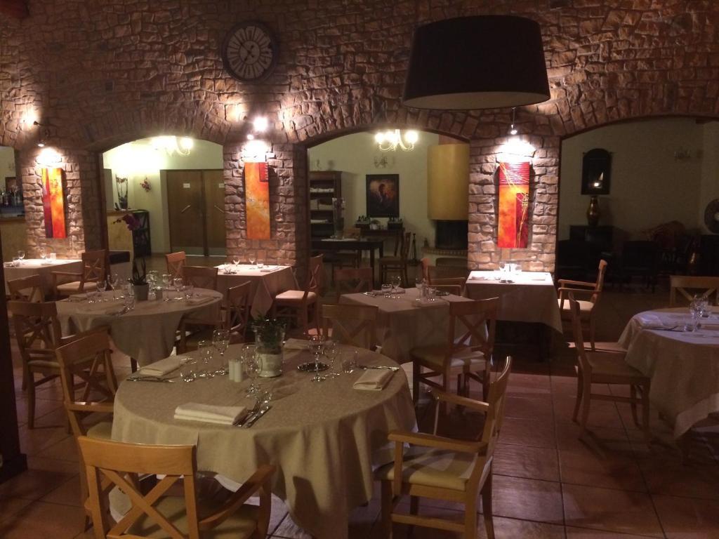 Logis Hotel Restaurant Le Mas De Mon Pere Saint-Jean-le-Centenier Bagian luar foto